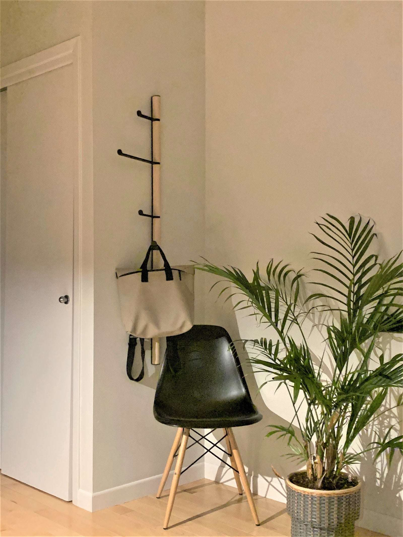 Tree of life - maple modern wall mounted vertical coat rack